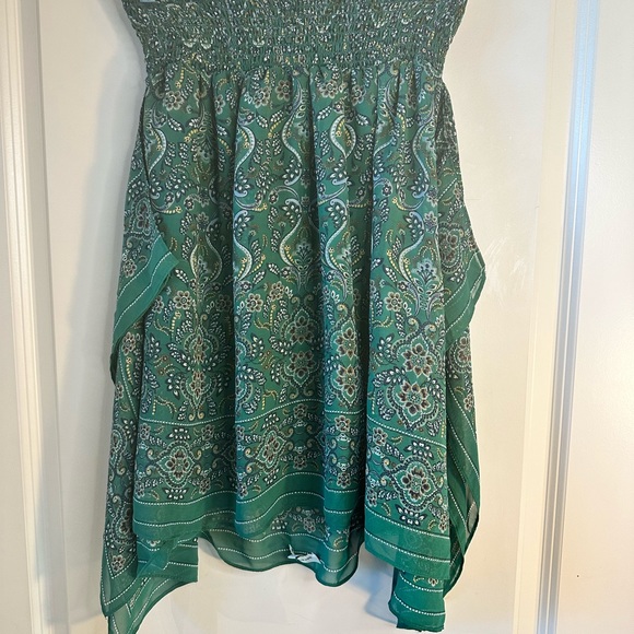 Max Studio Green Paisley Retro Hankerchief Skirt/ Top, size XS - Picture 6 of 6